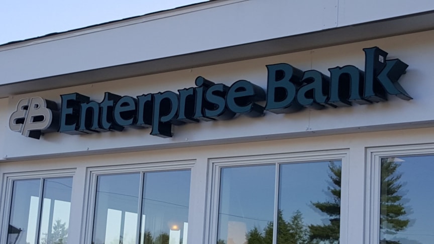 Dimensional Signs and Channel Letters